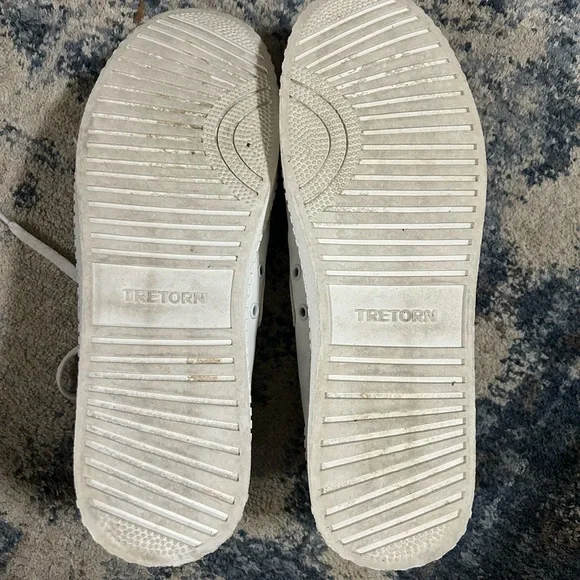 Tretorn Women's White Athletic Shoes - Picture 4 of 6